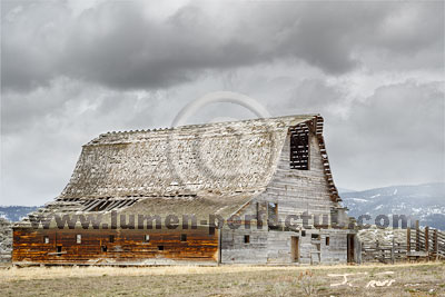 A massive old barn near Lone Pine, MT
